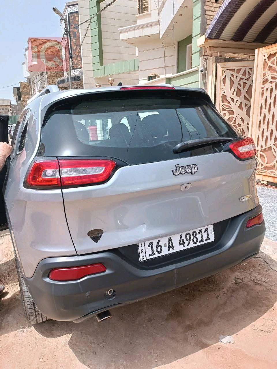 جیپ شیرۆکی